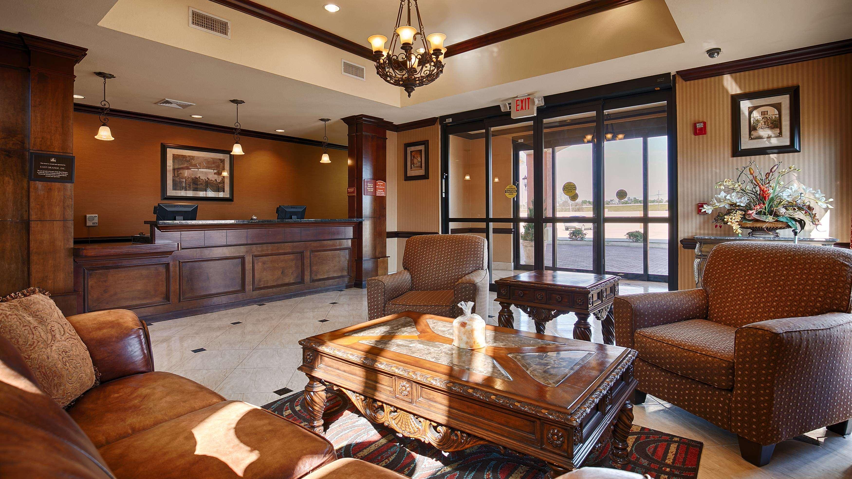 Best Western Orange Inn & Suites Esterno foto